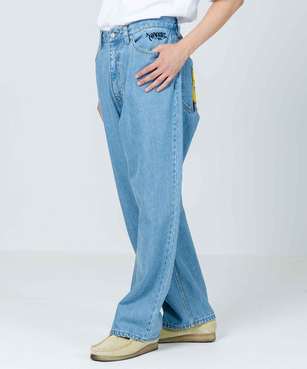 EMBROIDERY GRAFFITI DENIM PANTS