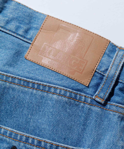 EMBROIDERY GRAFFITI DENIM PANTS