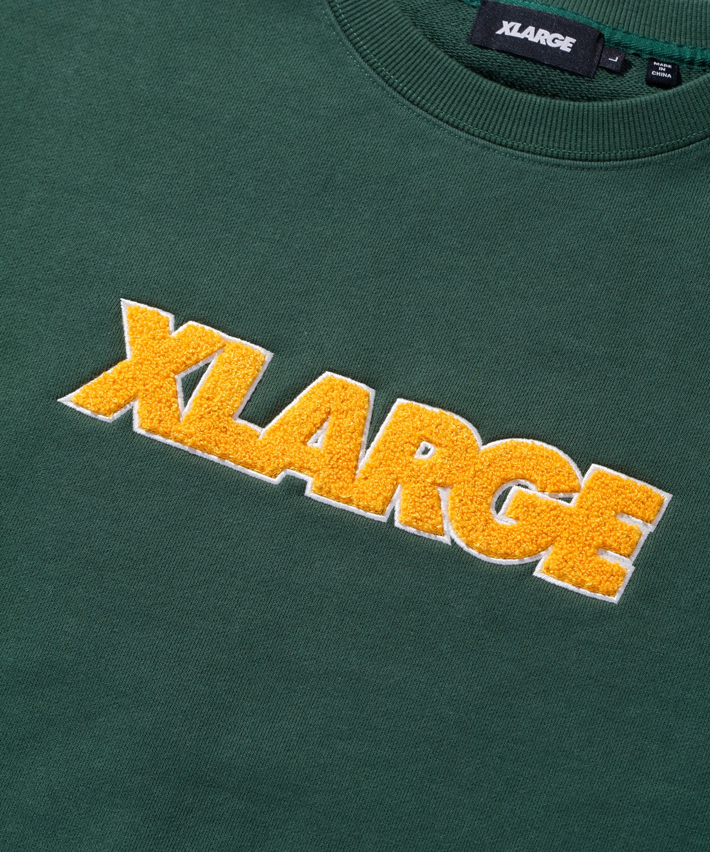 CHENILLE STANDARD LOGO CREWNECK SWEATSHIRT