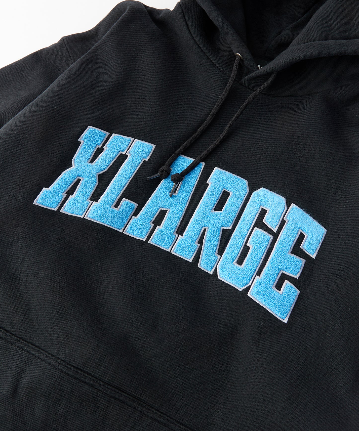 CHENILLE LOGO HOODED SWEATSHIRT