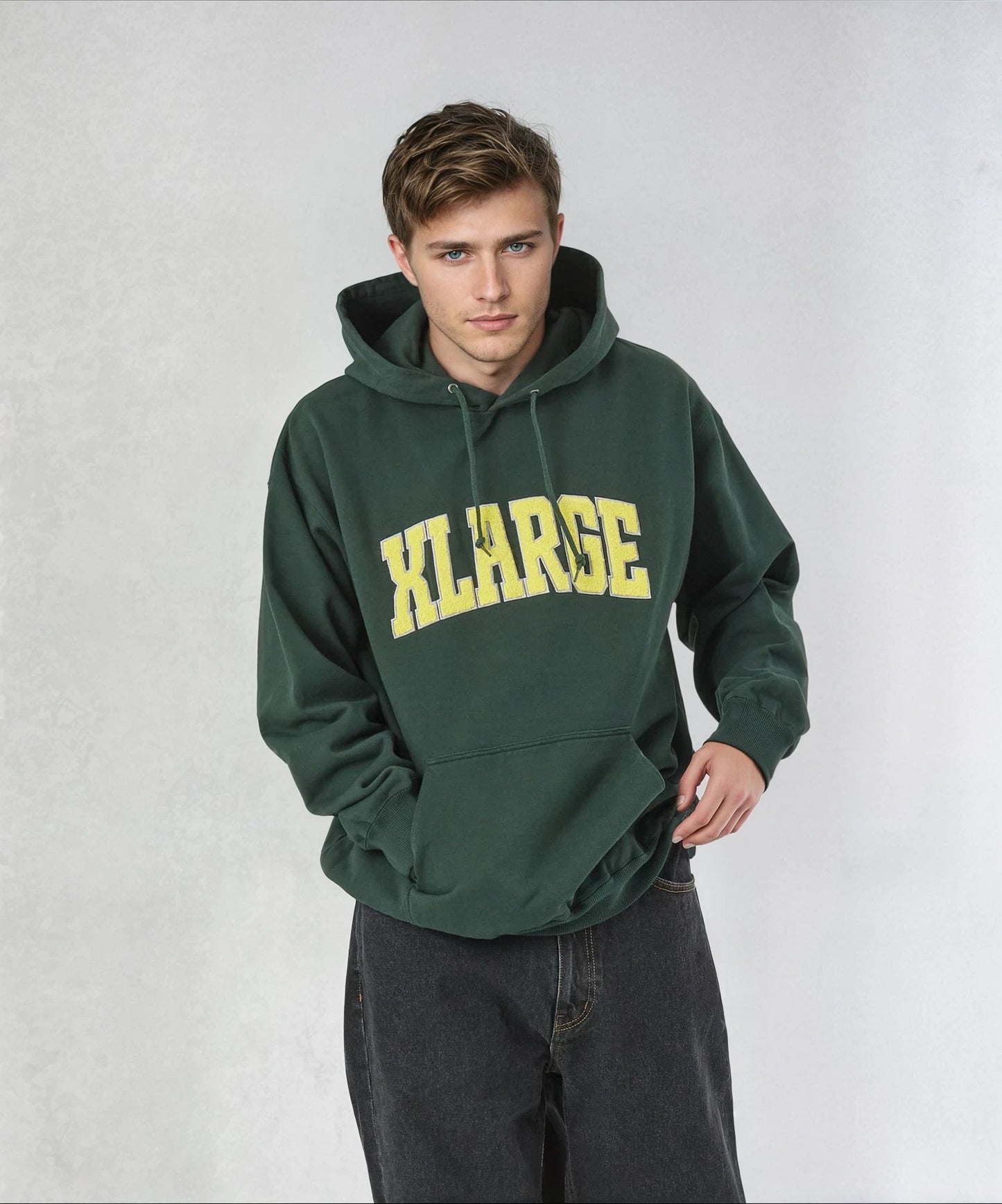 CHENILLE LOGO HOODED SWEATSHIRT