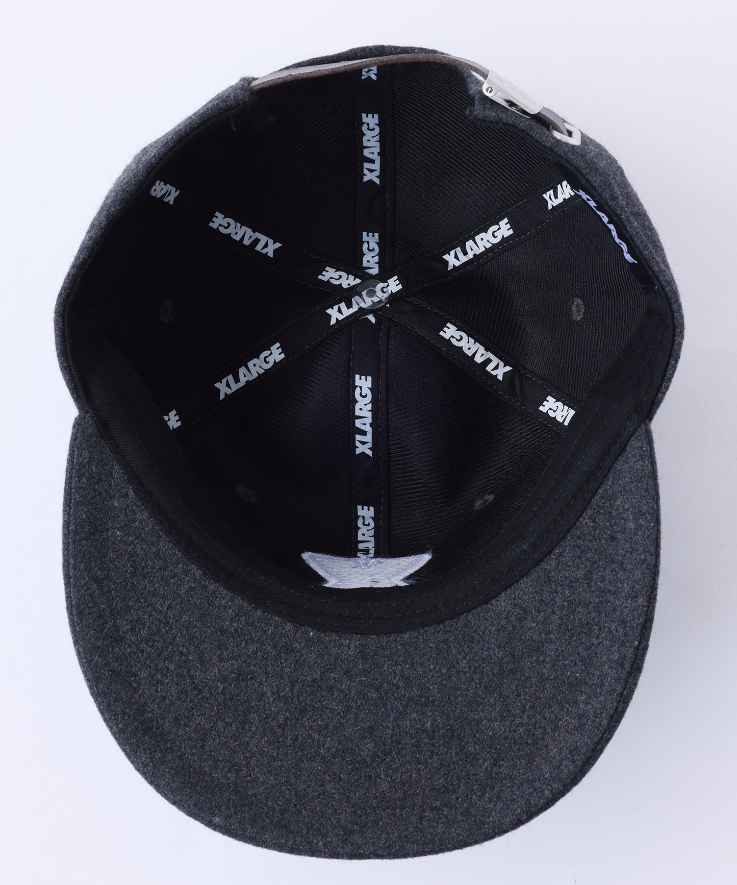 X LOGO CAP